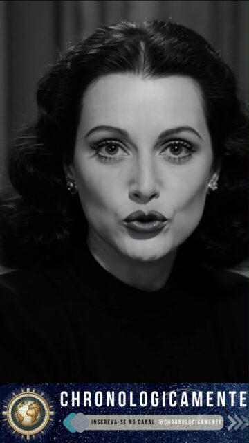 De Estrela a Inventora: Como Hedy Lamarr Revolucionou a Tecnologia!
Hedy Lamarr foi muito mais do que uma estrela de cinema de Hollywood. Nascida em 1914, em Viena, na Áustria, ela rapidamente se destacou pela beleza e talento, conquistando fama internacional.
🚀🌐 Link do site:
https://chronologicamente.com/de-estrela-a-inventora-como-hedy-lamarr-revolucionou-a-tecnologia/
Documentário Hedy Lamarr:
https://youtu.be/oE4MMBs0Mu4
#HedyLamarr #História #Invenções #WiFi #Bluetooth #CinemaClássico #MulheresNaCiência #Hollywood #CuriosidadesHistóricas #Chronologicamente #GêniosDaHistória #Tecnologia #Ciência #AtrizInventora #GuerraMundial #SegundaGuerra #Inovações #HistóriaDoCinema #WiFiBluetooth #Descobertas #MulheresBrilhantes #HistóriaInspiradora #Pioneira #GêniosDaHumanidade #AtrizDeHollywood #MulheresQueFizeramHistória #ComunicaçãoSemFio #HistóriaDaTecnologia #CientistasFamosos #HistóriaDoMundo