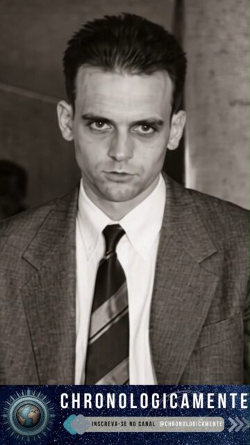 O Brasileiro que Mudou a Física Mundial: A História Incrível de Cesar Lattes
Foi um dos mais importantes cientistas brasileiros e teve papel fundamental no desenvolvimento da física no século XX.
🚀🌐 Link do site:
https://chronologicamente.com/o-brasileiro-que-mudou-a-fisica-mundial-a-historia-incrivel-de-cesar-lattes/
🎥 Documentário César Lattes:
https://youtu.be/TWpf0PawKTI
#CesarLattes #HistoriaDeCesarLattes #CientistaBrasileiro #FisicaBrasileira #DescobertaDoMesonPi #GeniosDaCiencia #HistoriaDaCiencia #CienciaBrasileira #BiografiaCesarLattes #FisicaDeParticulas #CientistasDoBrasil #HistoriaInspiradora #DescobertasCientificas #FisicaModerna #EducacaoCientifica #CientistasFamosos #HistoriaDaFisica #CienciaExplicada #CuriosidadesCientificas #GrandesCientistas #LegadoCientifico #HistoriaReal #CanalDeHistoria #CienciaNoBrasil #PersonagensHistoricos #HistoriaDaCienciaBrasileira #CientistaQueMudouOMundo #FisicaParaIniciantes #HistoriaSimples #CienciaEHistoria